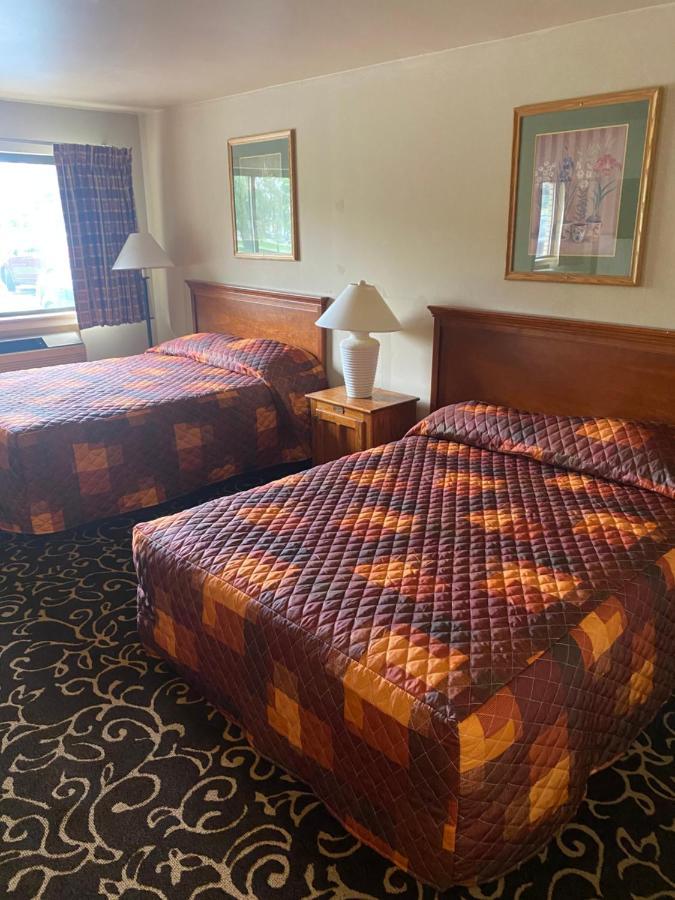 Motel Malibu Lake Delton